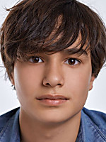 Max Ulloa