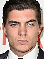 Zane Holtz