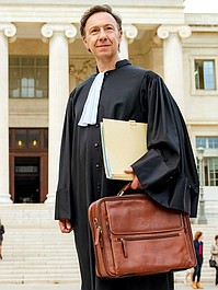 Bellefond: Sukcesja (3)