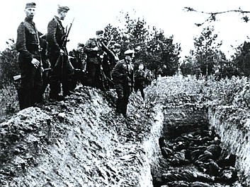 Einsatzgruppen - nazistowskie brygady śmierci: Czas rozliczeń 1943-1947 (4)
