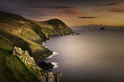 Eoin Warner przedstawia: dzikie wyspy Irlandii: Morze węży (1)