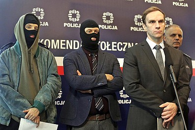 Krucjata. Prawo serii (7)