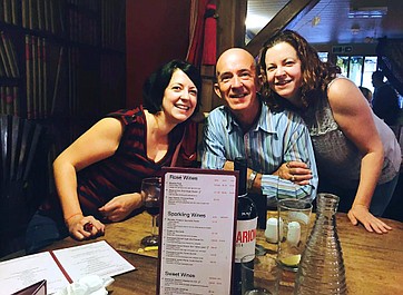 Morderstwo w rodzinie: Kelly Fitzgibbons, Ava i Lexi Needham (3)
