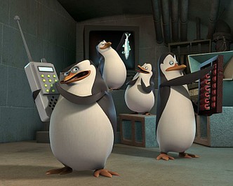 Pingwiny z Madagaskaru 2: Przyjaciel w pudełku/Borsucza siła (12)