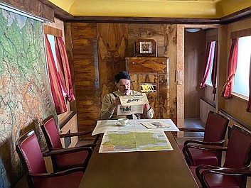 Polowanie na Hitlera (3)