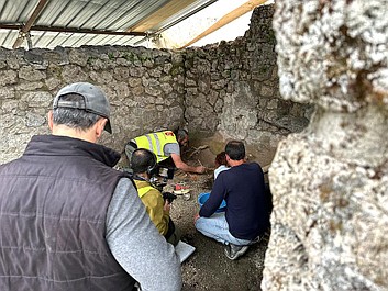 Pompeje: Nowe wykopaliska: Ucieczka (2)