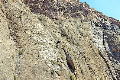 Przygoda z Bearem Gryllsem: Natalie Portman na pustyni Escalante (3)