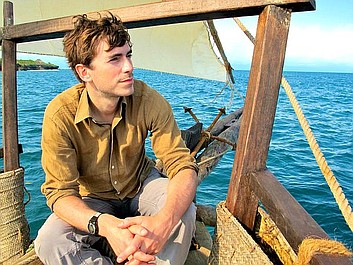Simon Reeve nad Oceanem Indyjskim (2)