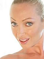 Nomi