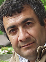 Mano Khalil