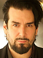 Aurelio Voltaire