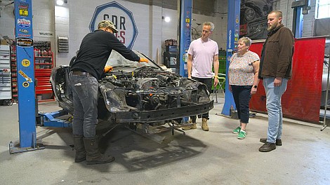Car SOS: Land Rover Defender (8)