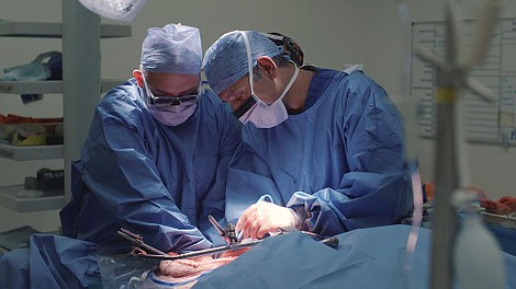 Chirurdzy: kwestia życia i śmierci 2 (2)