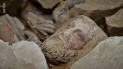 Co się kryje pod katedrą Notre-Dame?