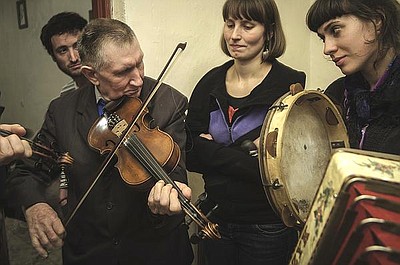 Dzika muzyka: Muzykanckie granie w Kazimierzu Dolnym
