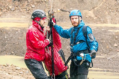 Ekspedycja - odkrywcy drugiej natury (3/8)