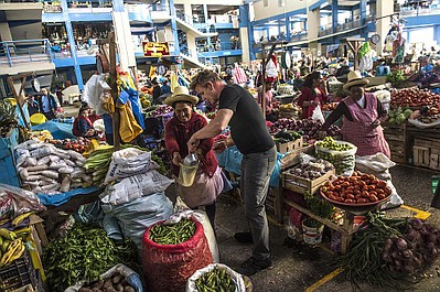 Gordon Ramsay: Świat na talerzu: Laos (3)