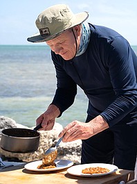 Gordon Ramsay: Świat na talerzu: Irlandzkie klify (6)