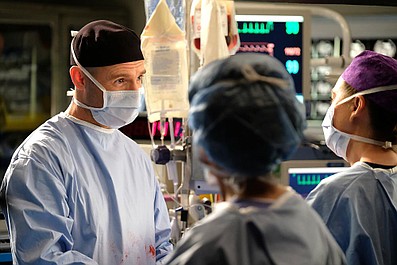 Grey's Anatomy: Chirurdzy 16: Ślepota śnieżna (15)