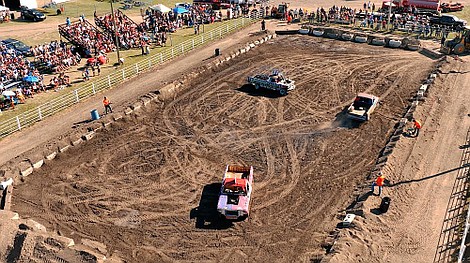 Gruchoty z kanadyjskiej głuszy: Wreckless Restorations (1)