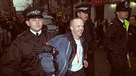 Jimmy Somerville. "I Feel Love"