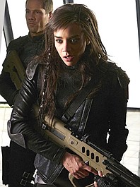 Killjoys 3: Czas Nekropolii (6)