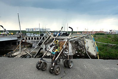 Kobieta na krańcu świata (3/8)