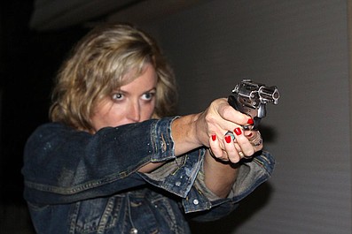 Kobiety, które niosły śmierć 11: Niedozwolona i zabójcza (5)