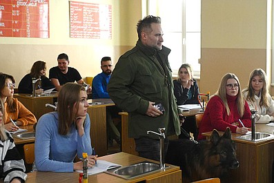 Komisarz Alex 17: Niewygodny świadek (209)