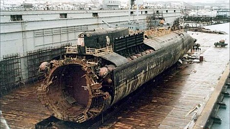 "Kursk" - w mętnych wodach