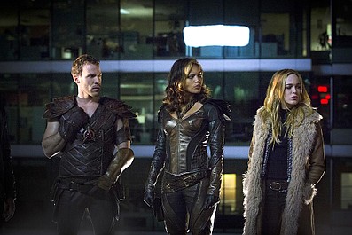 DC's Legends of Tomorrow: Pilot, część 2 (2)