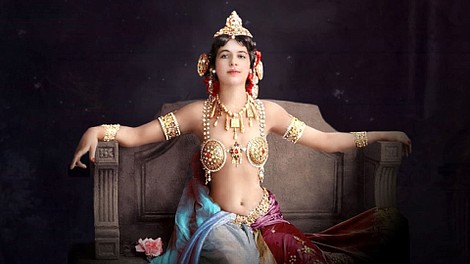 Mata Hari - nagi szpieg