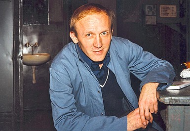 Miodowe lata: Żywe zwłoki (1)