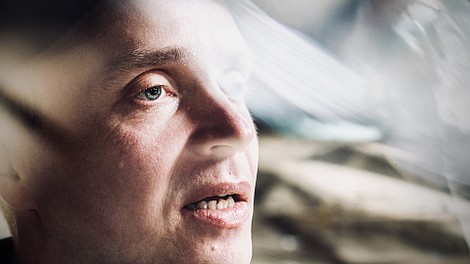 Niewidomy człowiek, który nie chce obejrzeć 'Titanica'