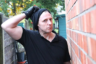 Podmiejski koszmar 5: Niania i Cyberzabójca (3)