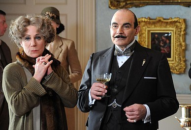Poirot 12: Przyjdź i zgiń (4)
