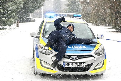 Policjantki i Policjanci (1042)