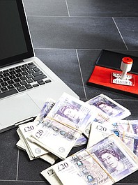 Polisy i przekręty 4 (1)