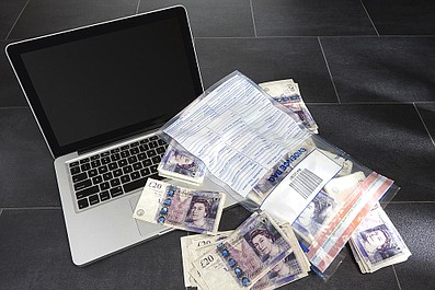 Polisy i przekręty 4 (10)