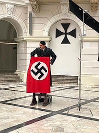 Polowanie na Hitlera: Śmiercionośna brandy (7)