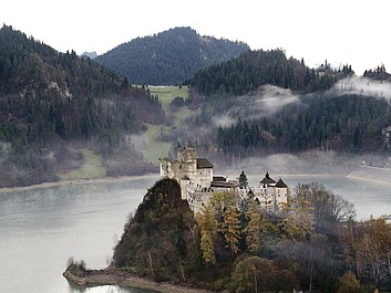 Polska z góry. Zamki, dworki, pałace: Wielkopolskie rezydencje (7)