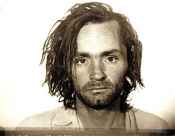 Prawdziwe zbrodnie: Urodzeni, by zabijać 4: Charles Manson (1)