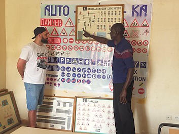 Prawko na świecie. Jazda bez zasad (2/10)