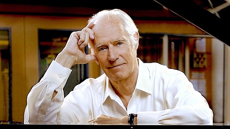 Wyprodukował George Martin