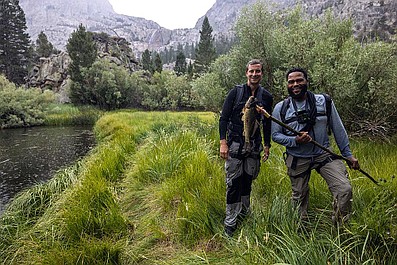Przygoda z Bearem Gryllsem: Anthony Anderson w Sierra Nevada (2)
