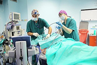 Sala operacyjna: Męskie sprawy (8)