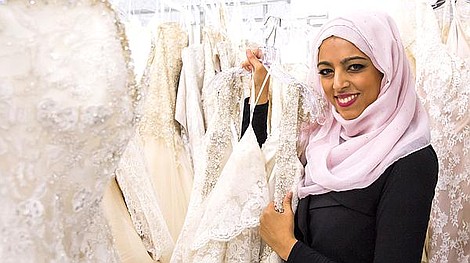 Salon sukien ślubnych: Kanada: Z pomocą hojnych przyjaciół