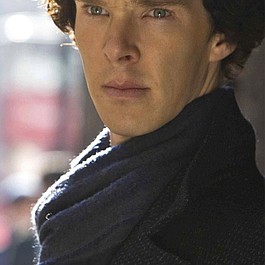 Sherlock: The Blind Banker (2)