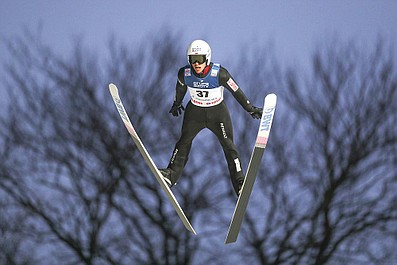 Skoki narciarskie: Zawody Pucharu Świata w Engelbergu