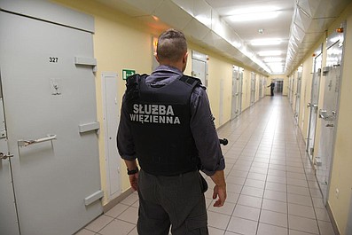 Służba więzienna (4/8)